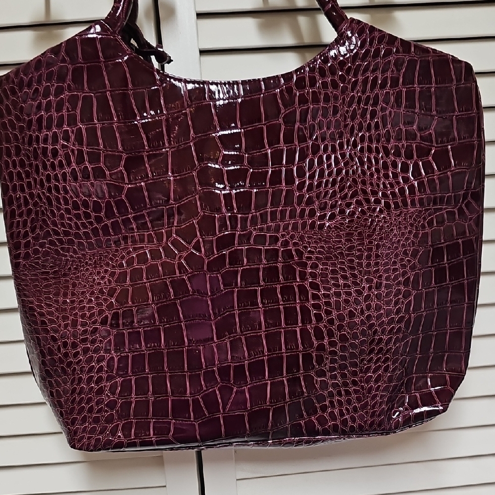 NWT Neiman Marcus Deep Purple Crocodile-Embossed Faux Leather Tote - Picture 9 of 12